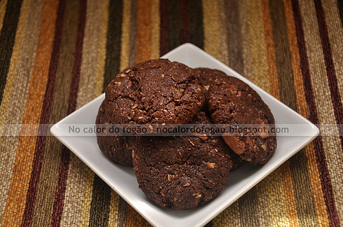 Cookies de aveia, coco e chocolate