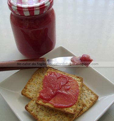 Doce cremoso de goiaba