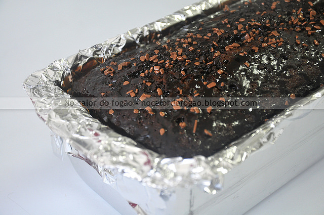 Bolo de chocolate triplo do Prato Fundo