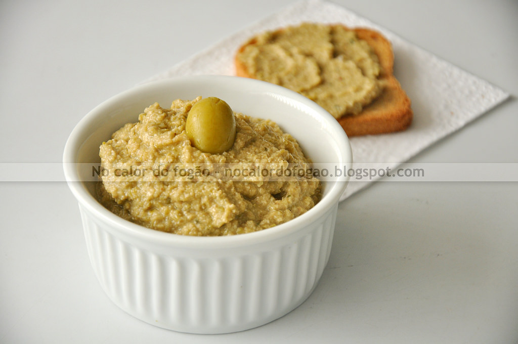 Tapenade de azeitonas verdes