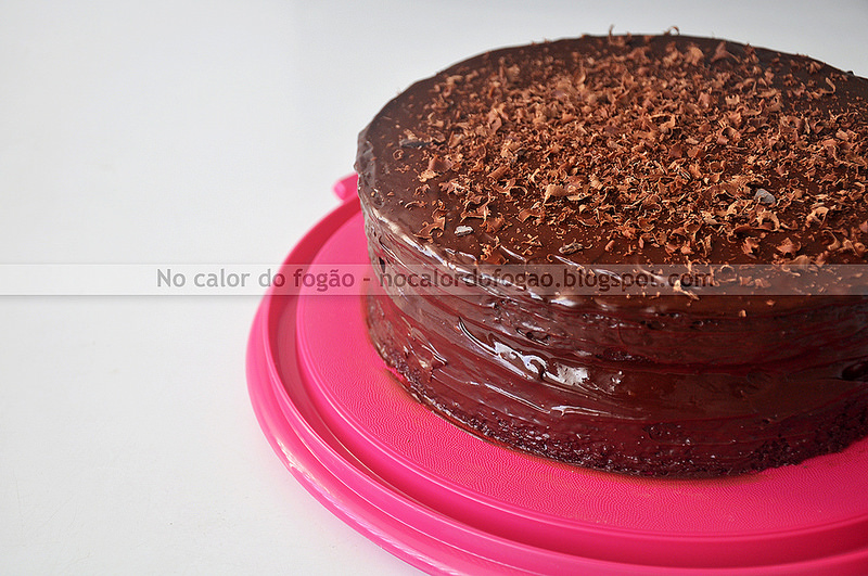 Bolo de chocolate festivo