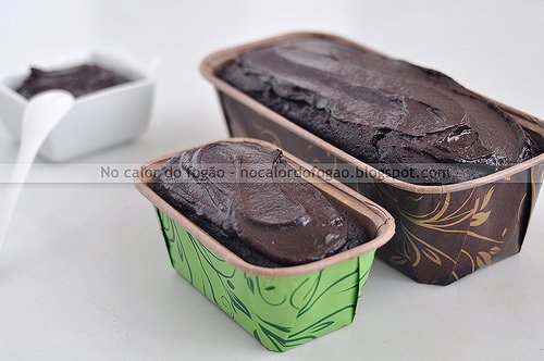 Bolo de beterraba e chocolate vegano