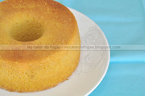 Bolo de milho e coco (medido na lata)