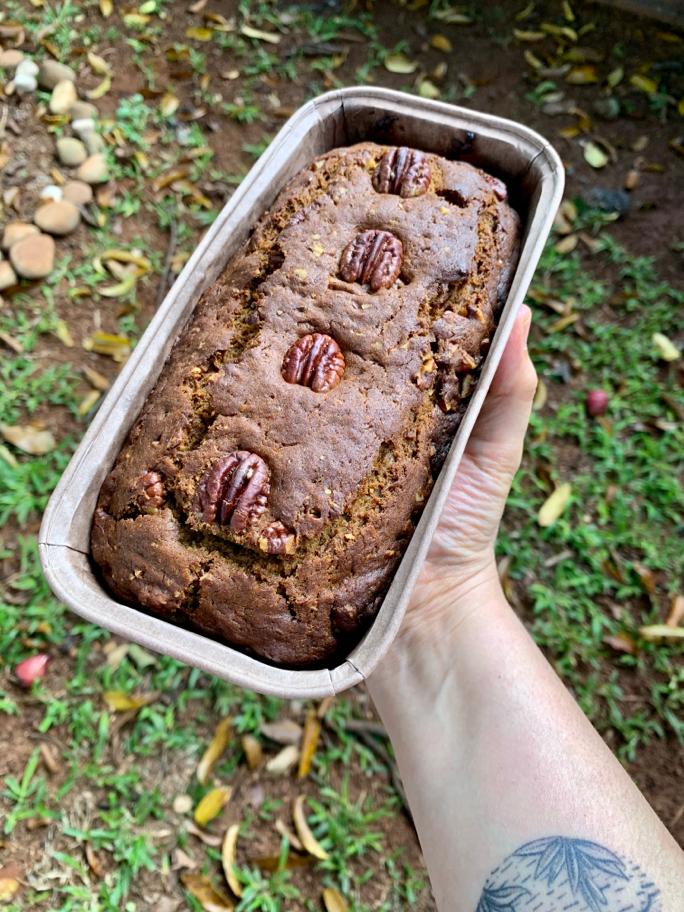 Bolo de abóbora, pecãs e especiarias